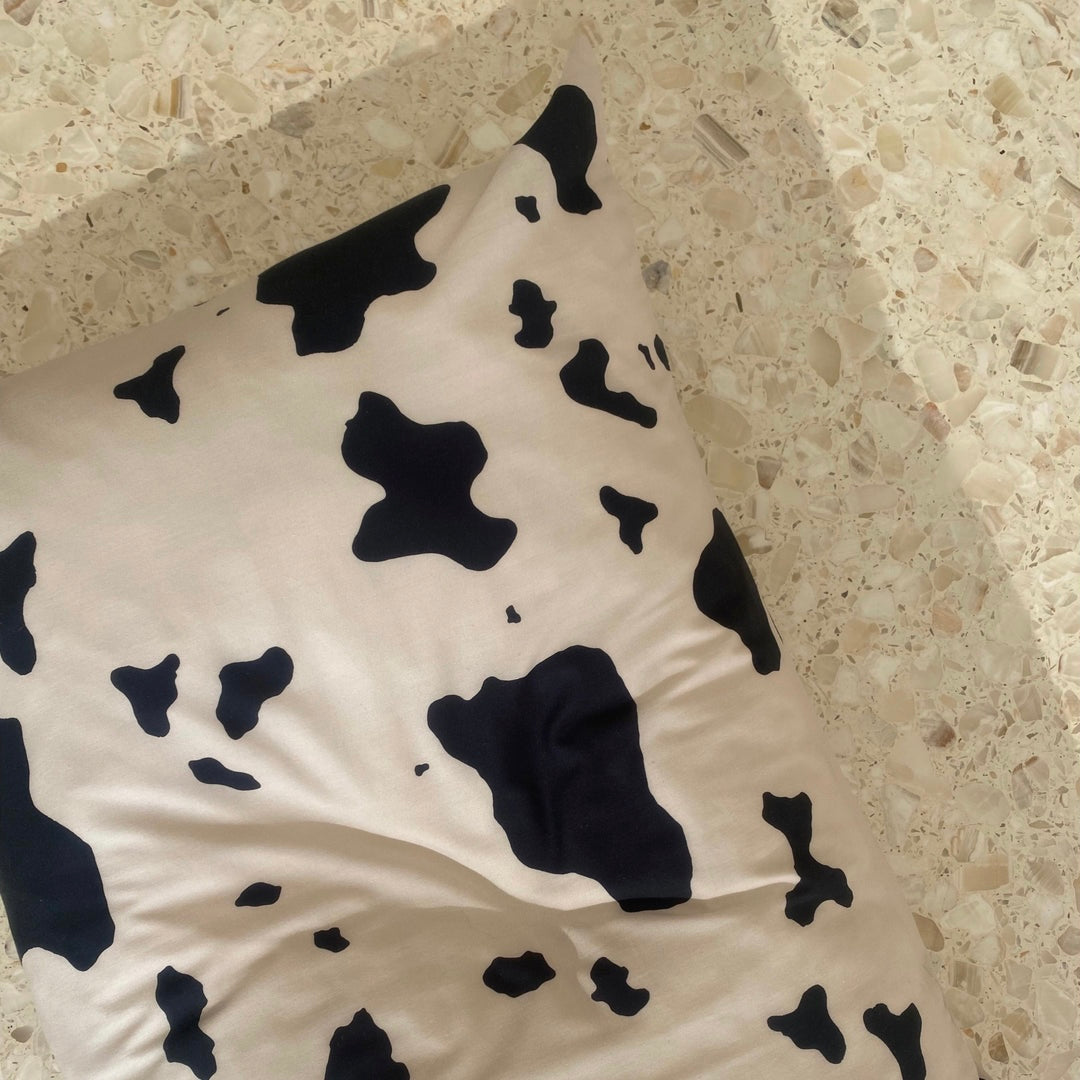 Beditorial Pillowcases: Set of 2 CANDID HOME
