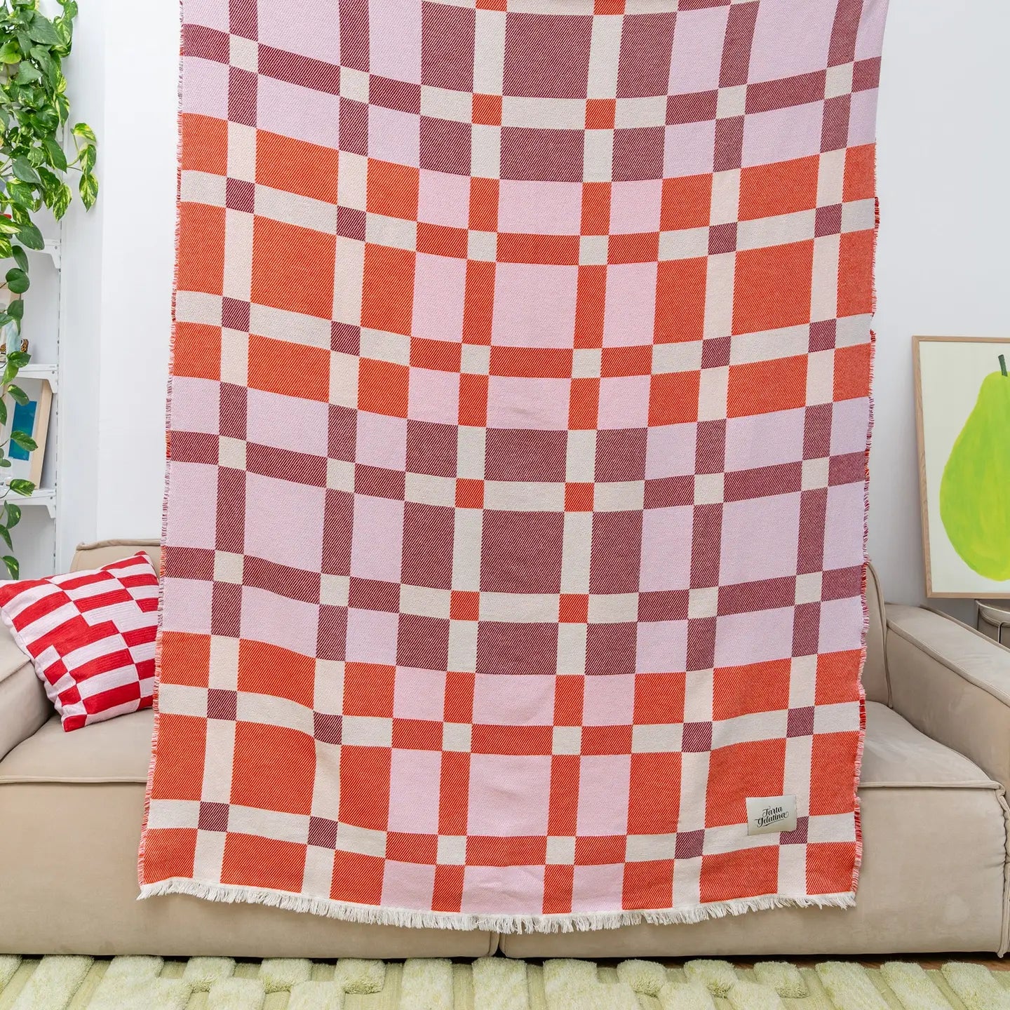 Picnic Plaid Throw by Tarta Gelatina Blankets TARTA GELATINA