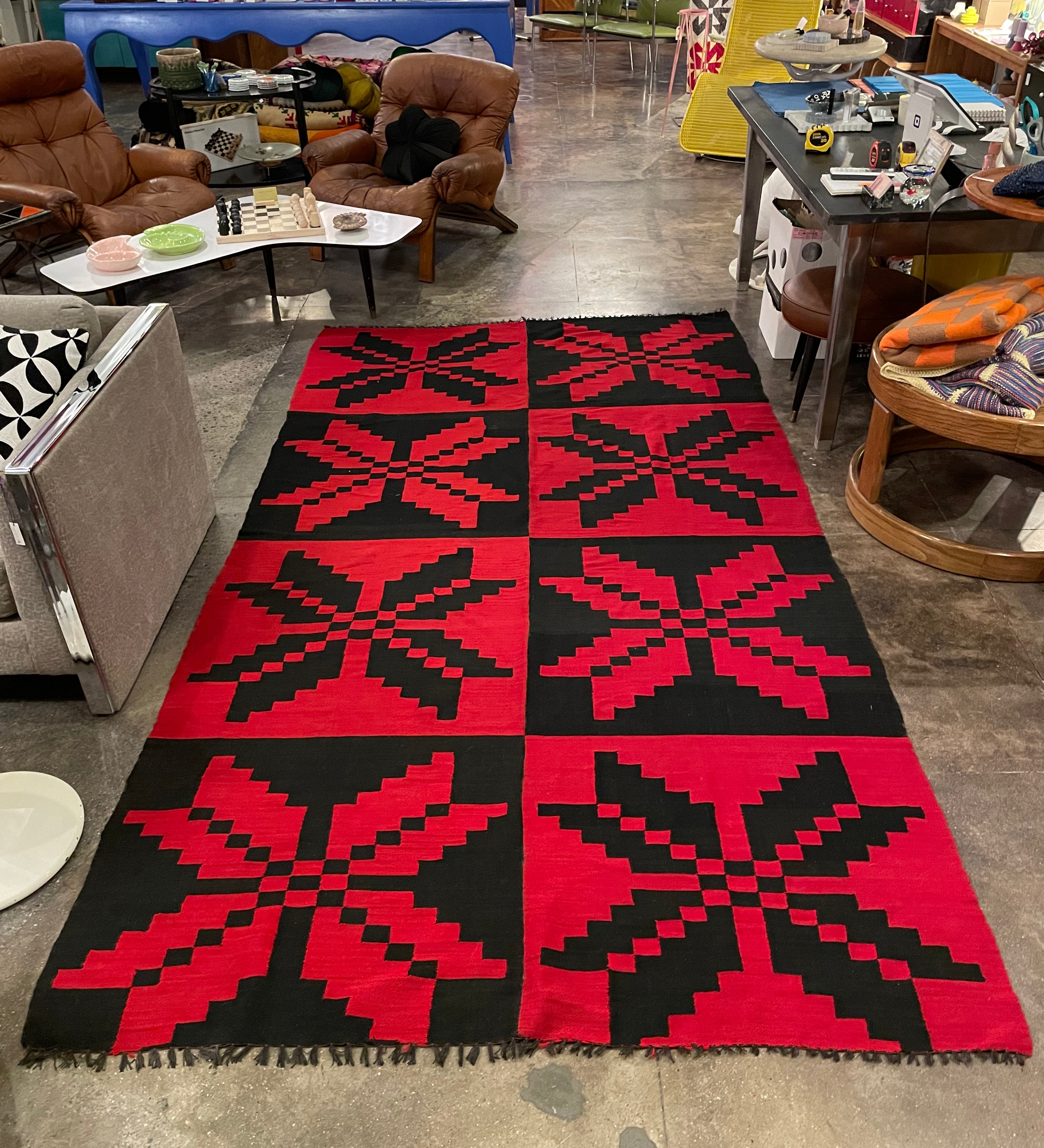 5’5” x 10’ Turkish Kilim Rug  CANDID HOME   