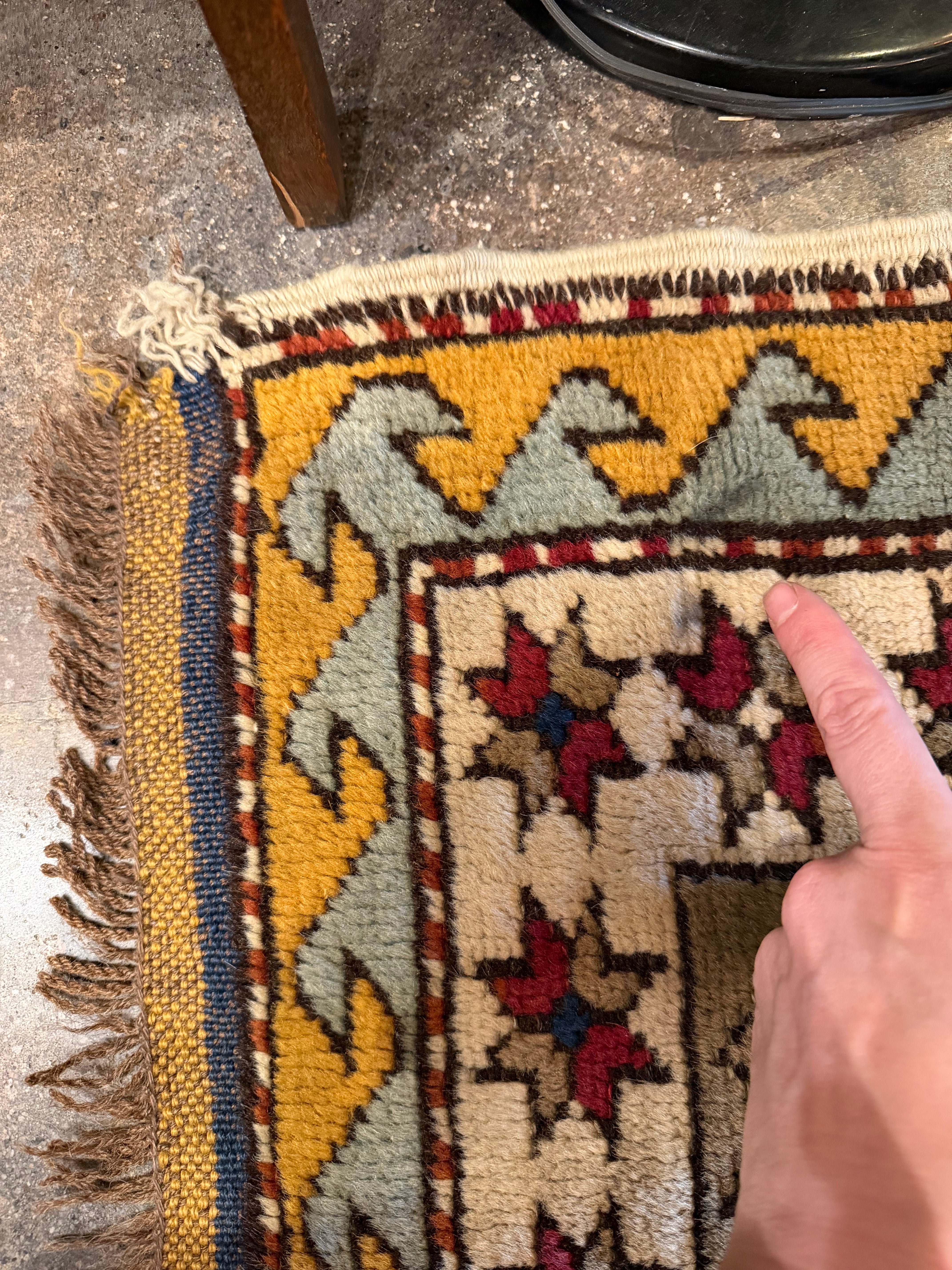 Vintage Tribal Persian Rug - 4’1” x 5’11” CANDID HOME