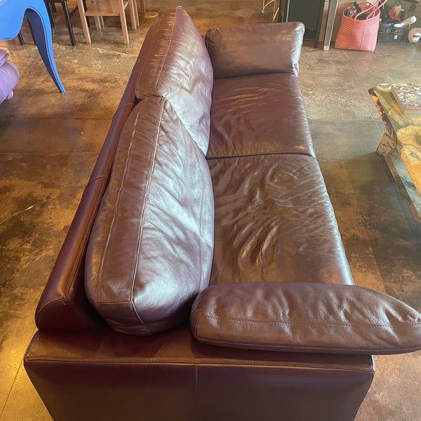 1980's Vintage Italian Leather Sofa by Natuzzi Sofa john ahmad rugs
