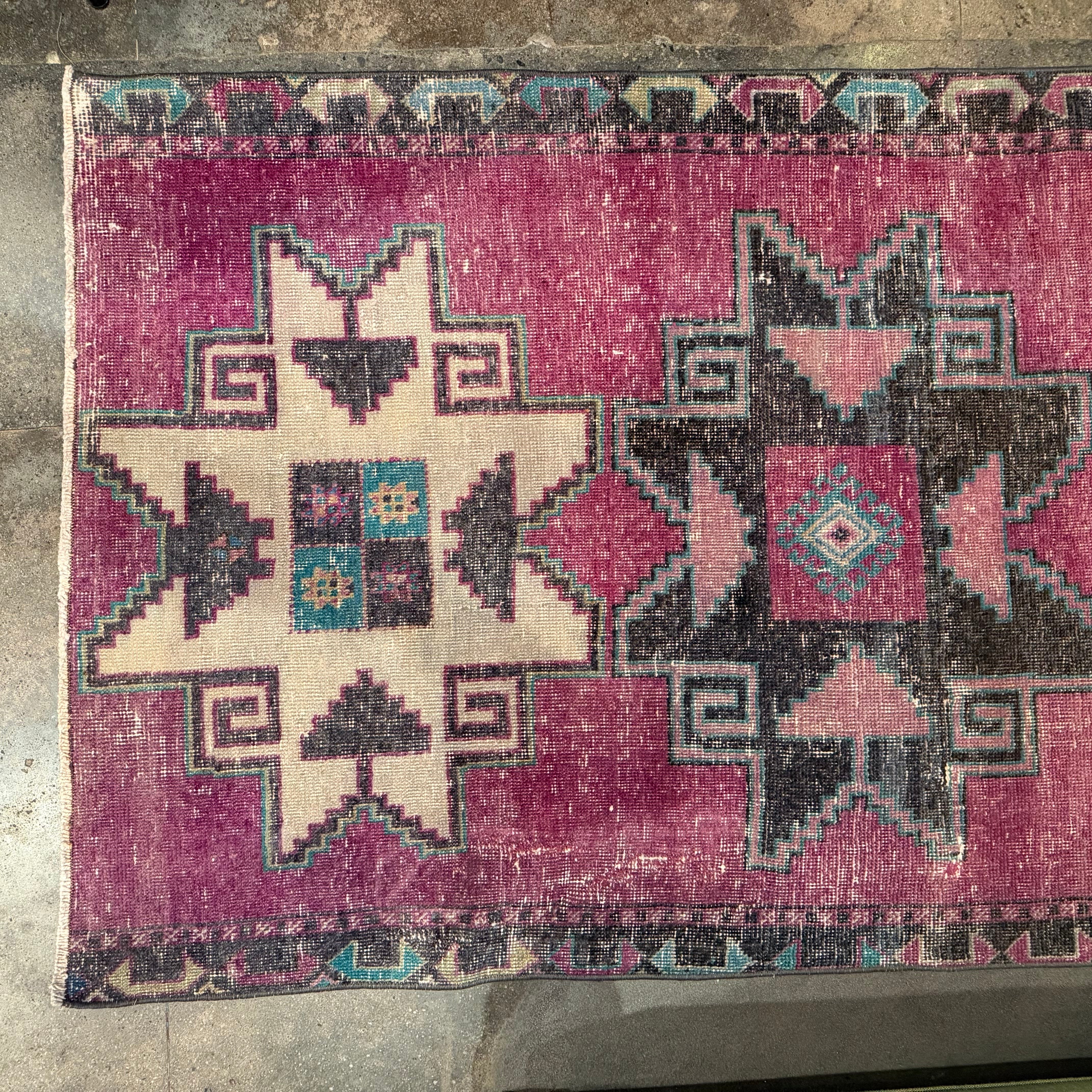 Vintage Turkish Kilim Runner - 3'3" x 8'8" runner CANDID HOME