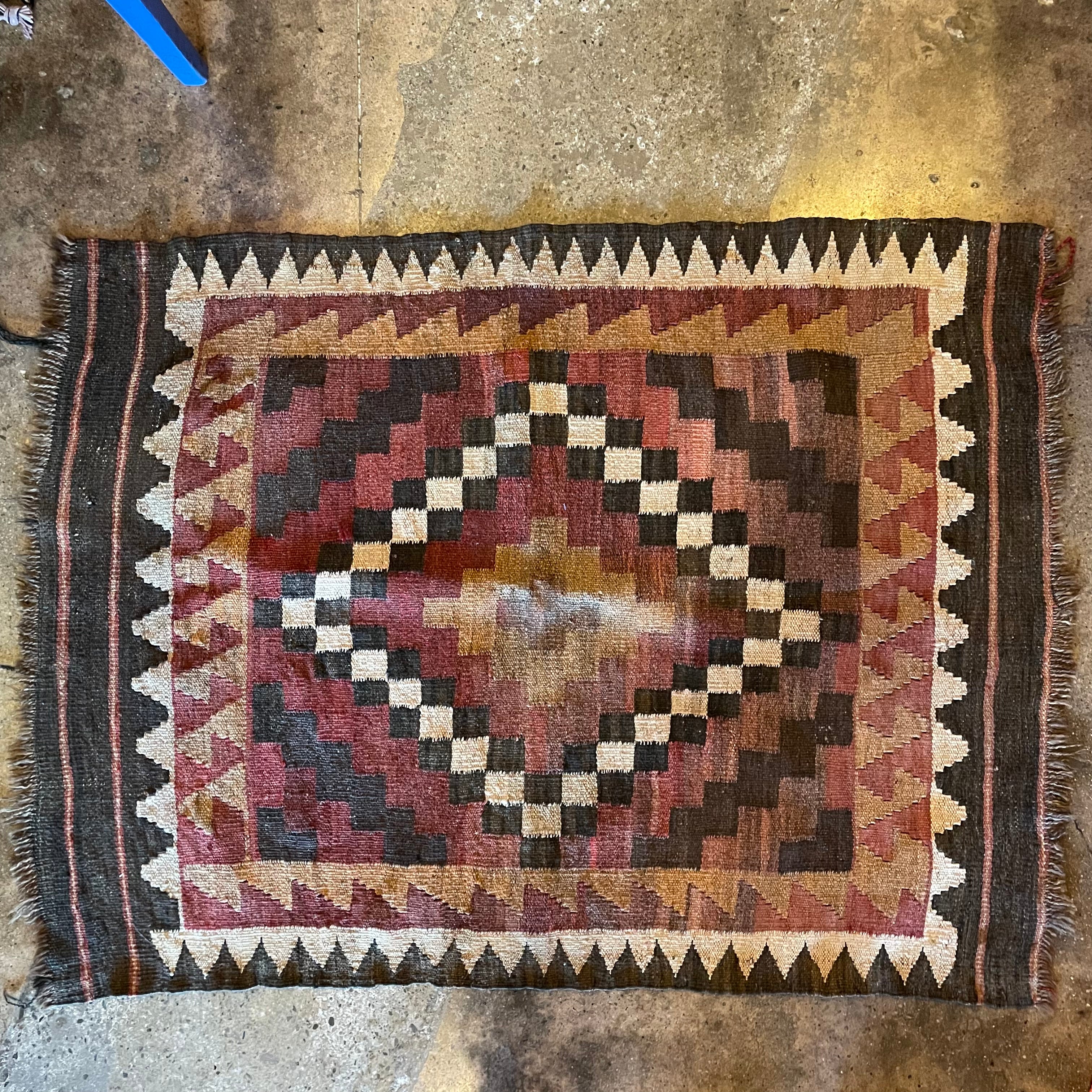 Vintage Kilim Rug - 30" x 40" Rugs CANDID HOME