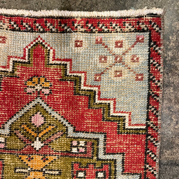 1'8" x 2'11" Vintage Turkish Rug Bath Mats & Rugs CANDID HOME