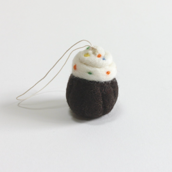 Felted Dessert Ornaments by PetitFelts Holiday Ornaments petit felts Cupcake