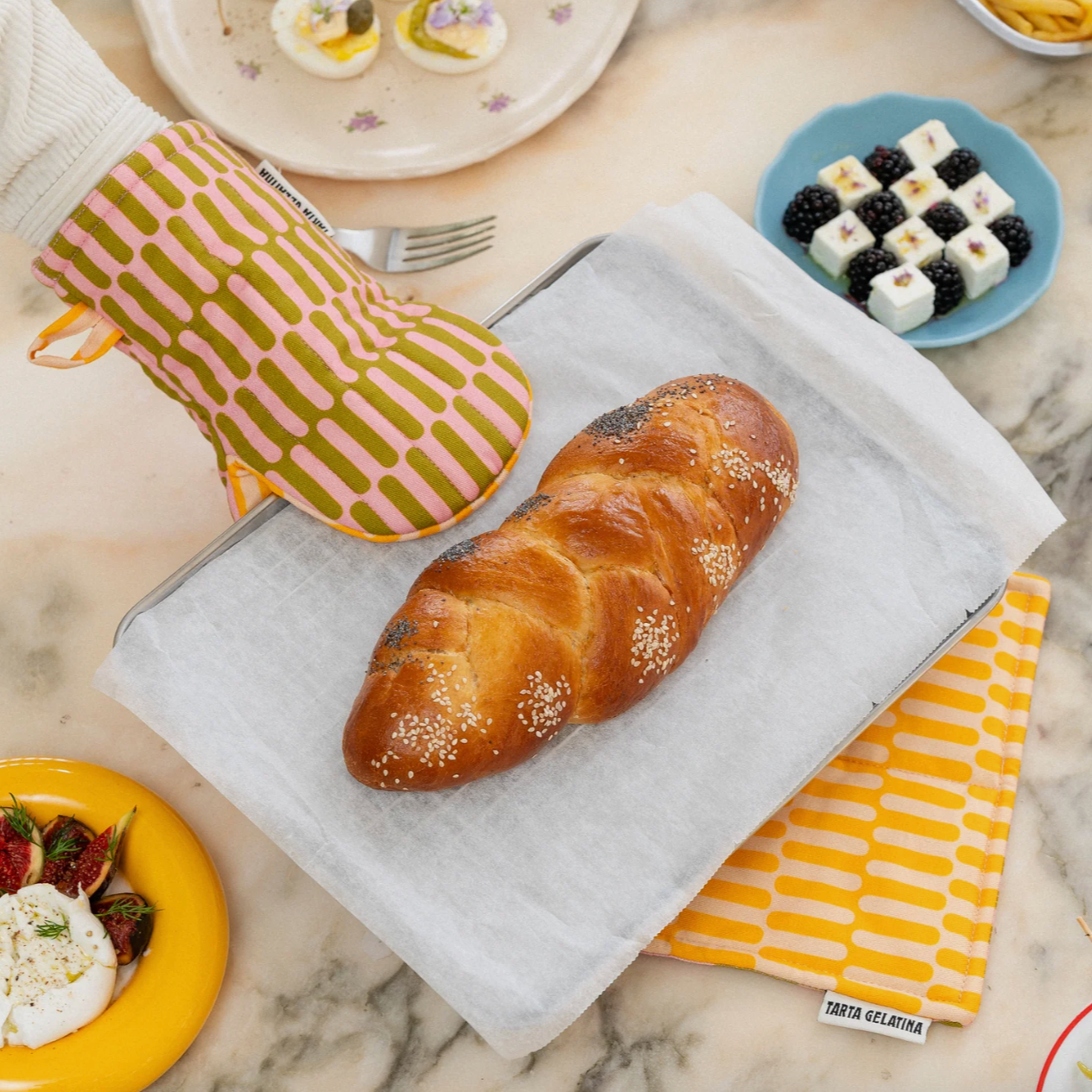 Oven Mitt by Tarta Gelatina oven mitt TARTA GELATINA