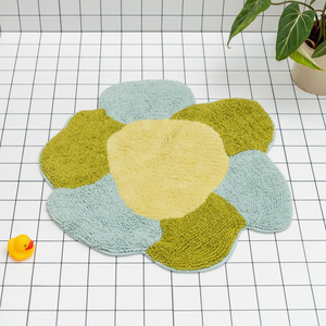 Gardenia Bathmat by Tarta Gelatina Bath Mats & Rugs TARTA GELATINA