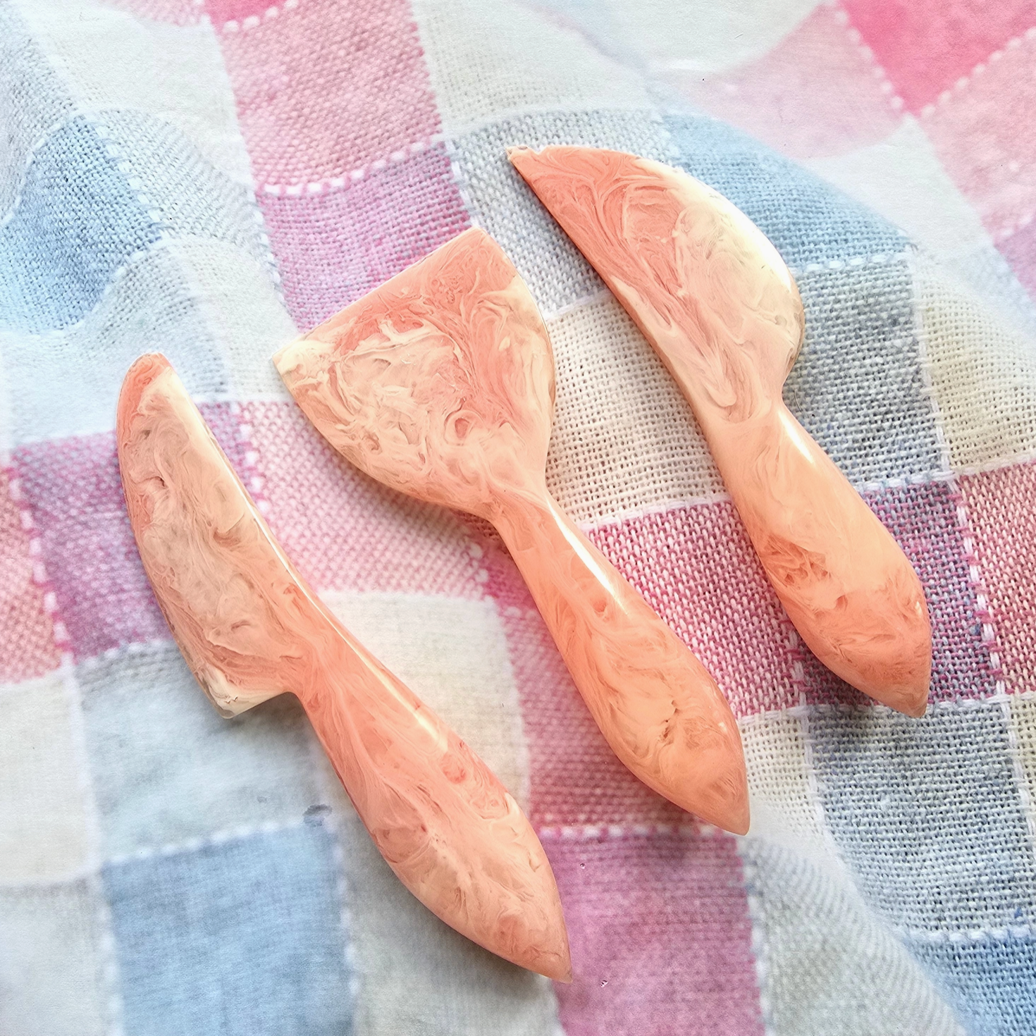 Resin Cheese Knife Set by Gibb & Daan Cheese Knives Gibb & Daan Pink + White Marble