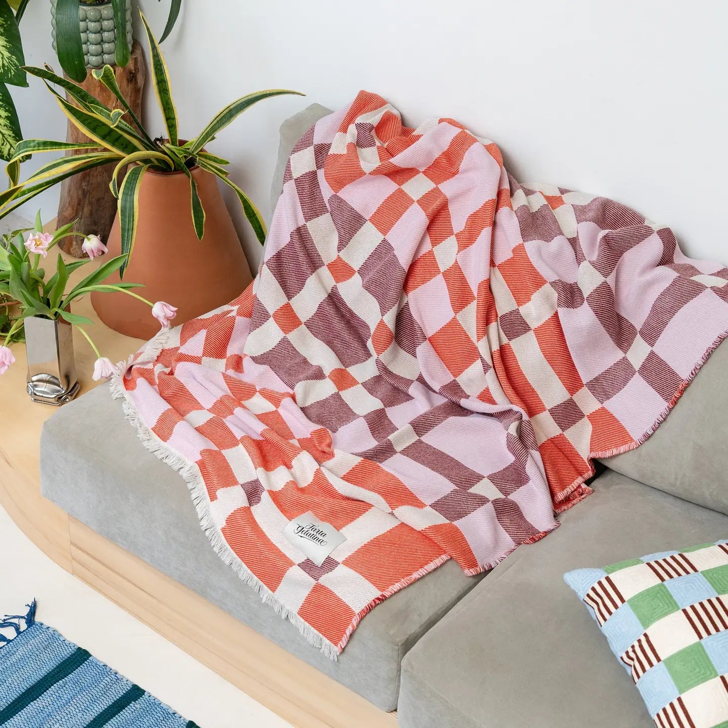 Picnic Plaid Throw by Tarta Gelatina Blankets TARTA GELATINA
