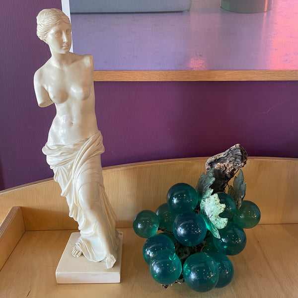 Vintage Italian Venus de Milo Statue  CANDID HOME   